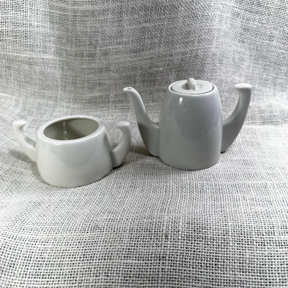 Vintage White Porcelain Teapot Sugar Bowl Set Modern Minimalist Glossy 5451
